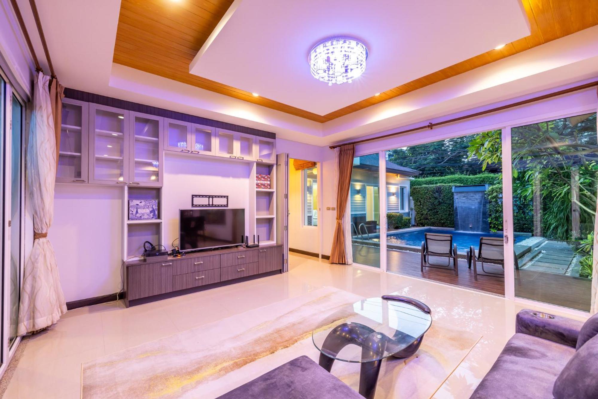 Phuket Kana International Hotel普吉岛卡娜国际酒店 Rawai Exterior photo
